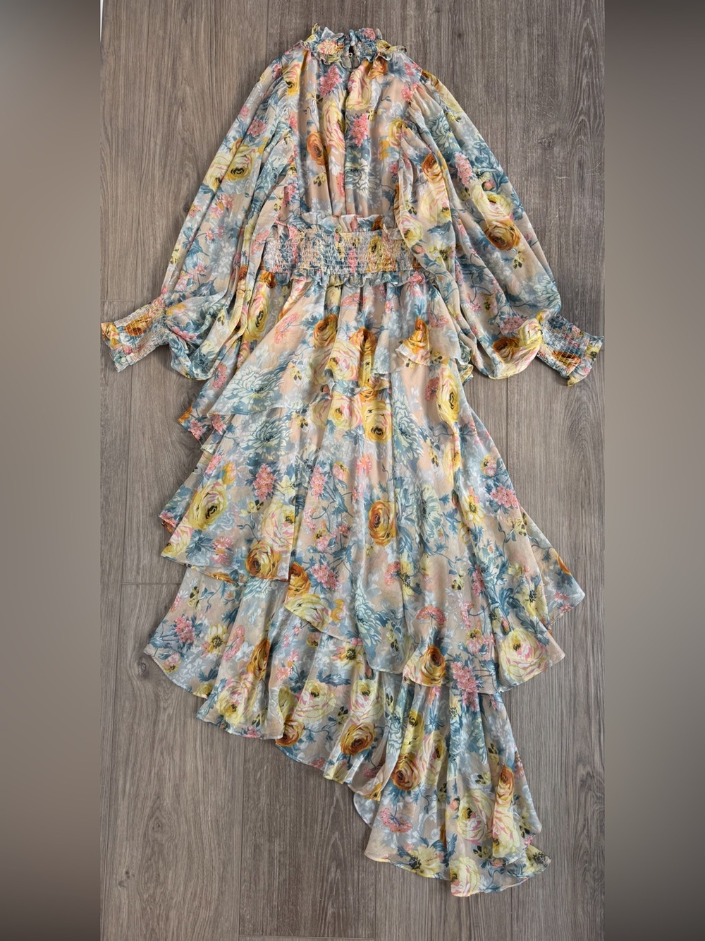Elliatt Pastel (Like New) Floral High-Low Tiered Maxi Dress